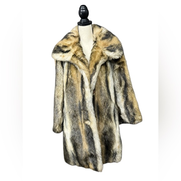 Vintage Tissavel Faux Fur Coat in Size 12 Tricolor - Picture 2 of 7